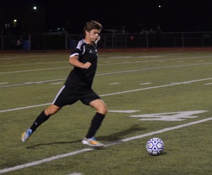 Boyertown's Levi Roberts plays a free kick against Spring-Ford.