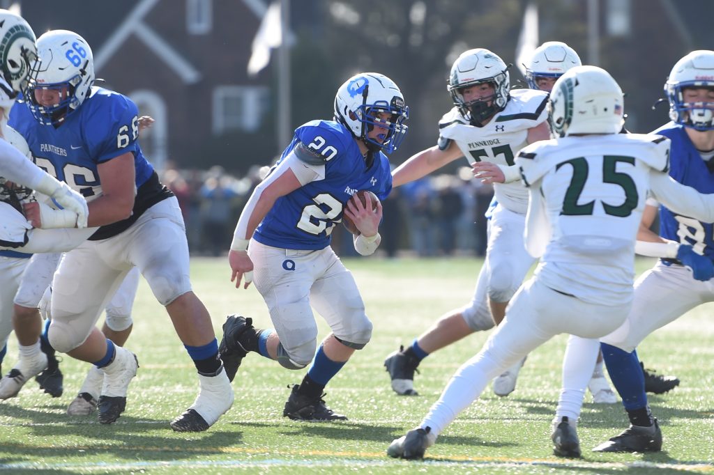 Quakertown stuffs rival Pennridge for Thanksgiving victory – PA Prep Live