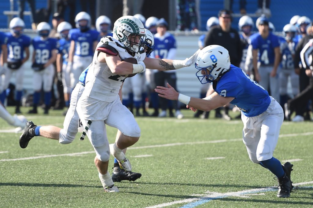 Quakertown runs its way to win over rival Pennridge – PA Prep Live