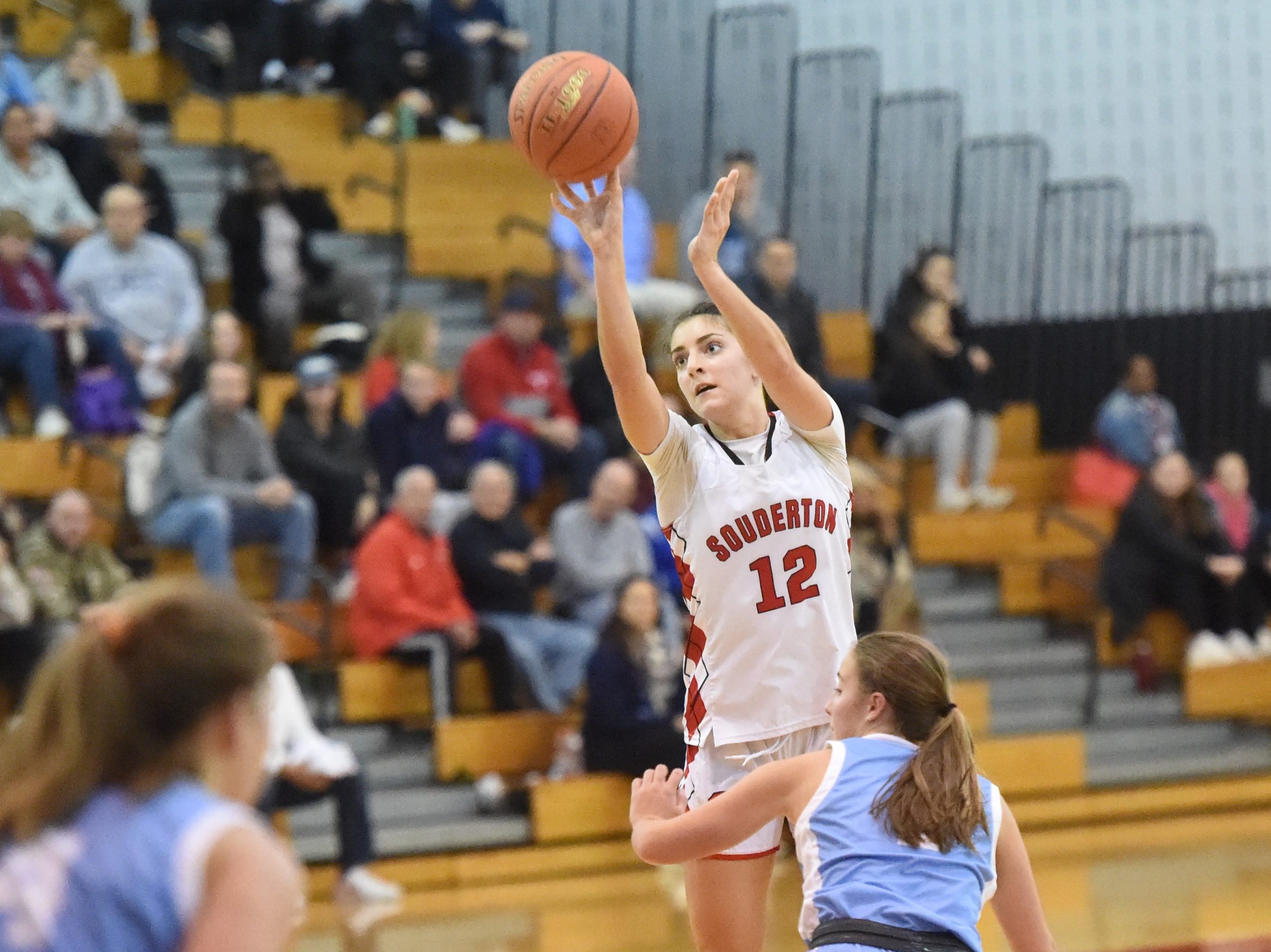 Harter scores 27, Souderton holds off North Penn for 3rd straight win
